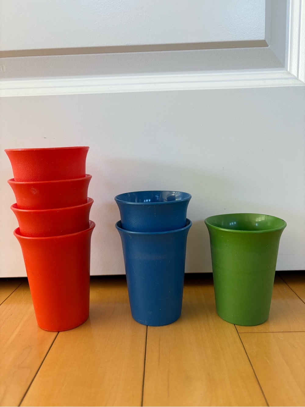 Vintage Tupperware Bell Tumblers Drinking Cups Kids Set of 7- Red, Blue, Green